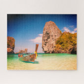 Ruhiger Strand mit Boat & Rocks oder Ihrem Foto Puzzle (Horizontal)