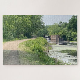 Ruhiger Weg neben dem Kanal Puzzle