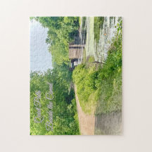 Ruhiger Weg neben dem Kanal