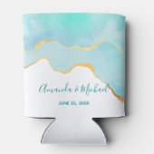 Ruhiges tropisches Grün mit Goldbrasse Hochzeit Dosenkühler (Rückseite)