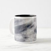 Ruhm über dem Pazifik Zweifarbige Tasse (Vorderseite Links)