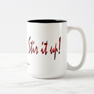 Rühren Sie die Tasse