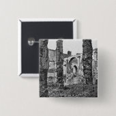 Ruinen des Lagerhauses Button (Vorne & Hinten)