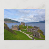 Ruinen des Urquhart Castle entlang von Loch Ness, Postkarte (Vorderseite)