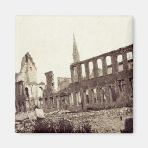 Ruinen nahe der Pulver-Zeitschrift, Ypres, im Juni Magnet