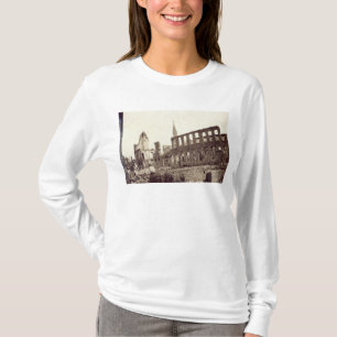 Ruinen nahe der Pulver-Zeitschrift, Ypres, im Juni T-Shirt
