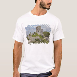 Ruinen von Corfe Castle bei Wareham, Dorset, T-Shirt