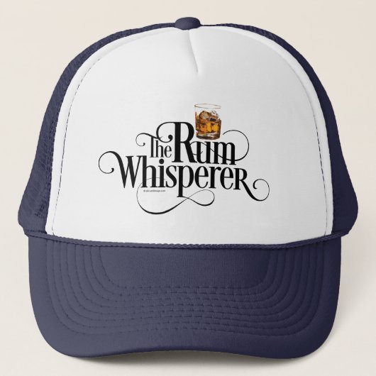 Rum Whisperer Trucker Hat Truckerkappe (Vorderseite)
