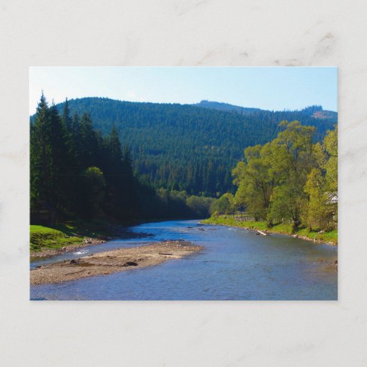 Rumänien, Moldau, Fluss unter den Kiefernwäldern Postkarte (Vorderseite)