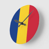 Rumänische Flagge Runde Wanduhr (Winkel)