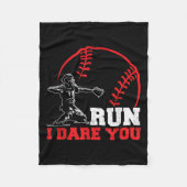 Run I Dare You Funny Baseball Catcher Baseball Pla Fleecedecke (Vorderseite)