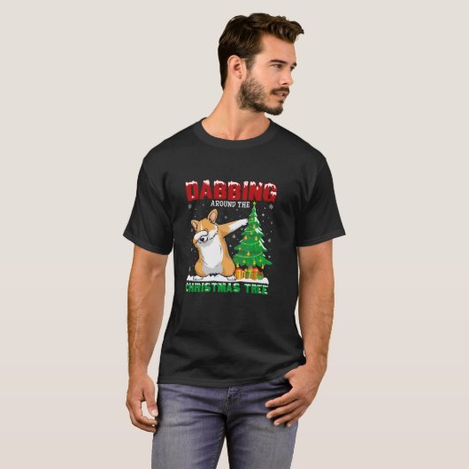 Rund um den Weihnachtsbaum walisischer Corgi Xmas T-Shirt (Vorne ganz)