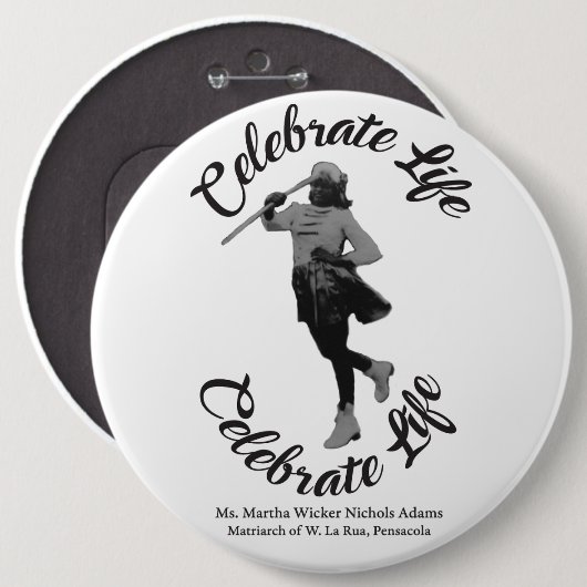 Runde Frau Martha Matriarch Button (Vorne & Hinten)