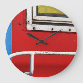 Runde (mittlere) Uhr