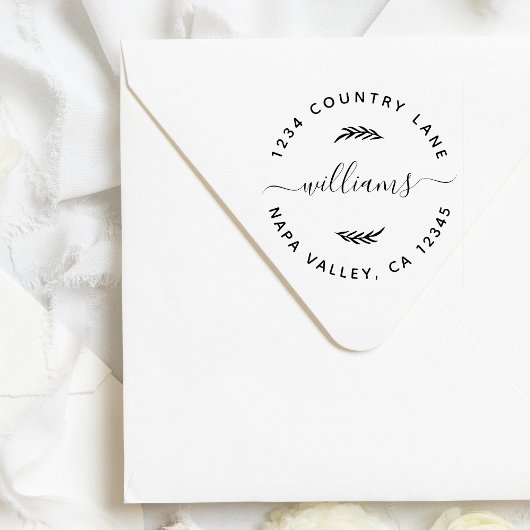 Runde Rücksendeadresse mit benutzerdefinierten Fam Permastempel