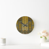 Runde Uhr der Orgelpfeifen (Zuhause)