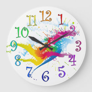Runde Uhr spritzt von der Farbe und von den bunten