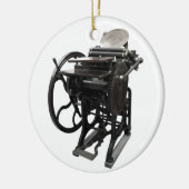 runde Verzierung des Briefbeschwerers 1888 Keramik Ornament (Links)