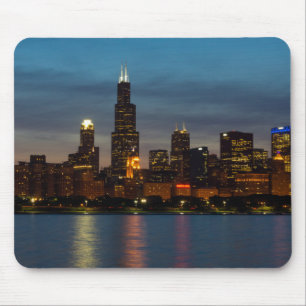 Runde Williams in der Nacht Mousepad