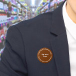 Runder Button für die Markenbezeichnung<br><div class="desc">Rundform Taste, die Sie anpassen können, um Ihren Firmennamen und Ihr Logo. Sie können diesen Knopf als einheitliches Zubehör Ihrer Mitarbeiter verwenden. Sie können es auch als Verpackungszubehör verwenden. Sie können es auch in Ihr Marketing aufnehmen, um Ihr Unternehmen zu werben oder Ihren Namen für Ihre Kunden zu fördern. Schaltfläche,...</div>