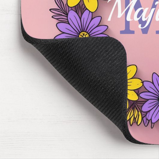 Runder Ring von Blume auf rosa/Monogramm Mousepad (Ecke)