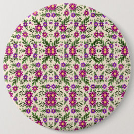 Rundes Blumenmuster mit aufwendiger violetter  Button