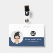 Rundes Mitarbeiterfoto, QR-Code, Logo, Name Ausweis (Vorderseite mit Clip)