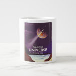 Rundgang durch das Universe Vintag Science Fiction Jumbo-Tasse<br><div class="desc">Besichtigen Sie das Universe Vintage Science Fiction Poster einer Rakete,  die auf einer Alien-Welt in den Orbit explodiert.</div>