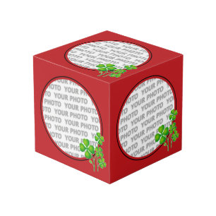 Rundung im Quadrat Rahmen rot / Klee + Ihr Foto