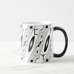 Runic Abstract Design mit Schutz in Liebe Verwandlungstasse