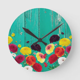 Runinculus und grüner Zaun Runde Wanduhr