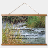 Running River Rumi Poetry Verse Wandteppich Mit Holzrahmen (Vorne)