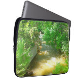 Rushing River Laptop Sleeve (Vorne Rechts)