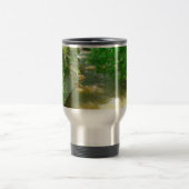 Rushing River under Trees Tasse (Mittel)