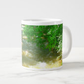 Rushing River under Trees Tasse (Vorderseite Rechts)