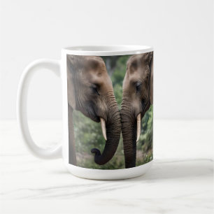 "Rüssel an Rüssel: Eine sanfte Umarmung der Elefan Kaffeetasse