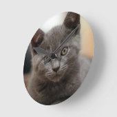 Russian Blue Kitten Runde Wanduhr (Winkel)