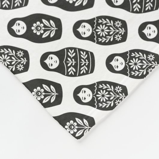 Russian Dolls Fleecedecke (Ecke)