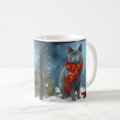 Russische Blaue Katze im Schnee Weihnachten Kaffeetasse (VorderseiteRechts)
