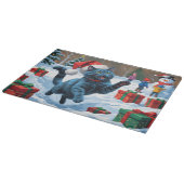 Russische blaue Katze mit Weihnachtsmütze Schneidebrett (Ecke)