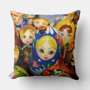 Russische Nesting Dolls Kissen