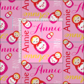 Russische Puppen, rosa typografisches Gewebe Stoff (Kachel)