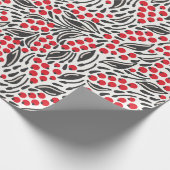 Russische Volkskunst Red Berries Black Foliage Geschenkpapier (Ecke)