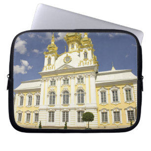 Russland. Petrodvorets. Peterhof-Palast. Peter der Laptopschutzhülle