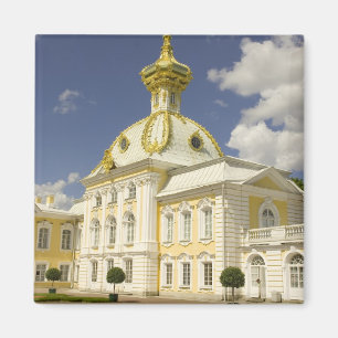 Russland. Petrodvorets. Peterhof-Palast. Peter der Magnet