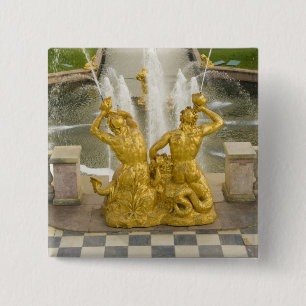 Russland, St. Petersburg. Samson-Brunnen bei Button