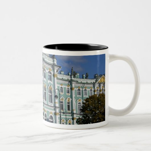 Russland, St. Petersburg, Winter-Palast, die 2 Zweifarbige Tasse (Rechts)