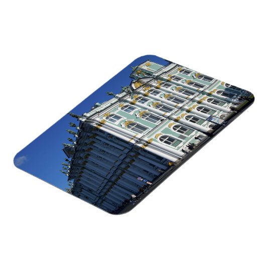 Russland, St. Petersburg, Winterpalast, Die 4 Magnet (Linke Seite)