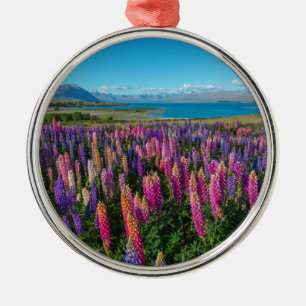 Russle Lupines in See Tekapo Neuseeland Ornament Aus Metall