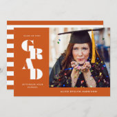 Rust Bold Serif Single Photo Graduation Ankündigung (Vorne/Hinten)
